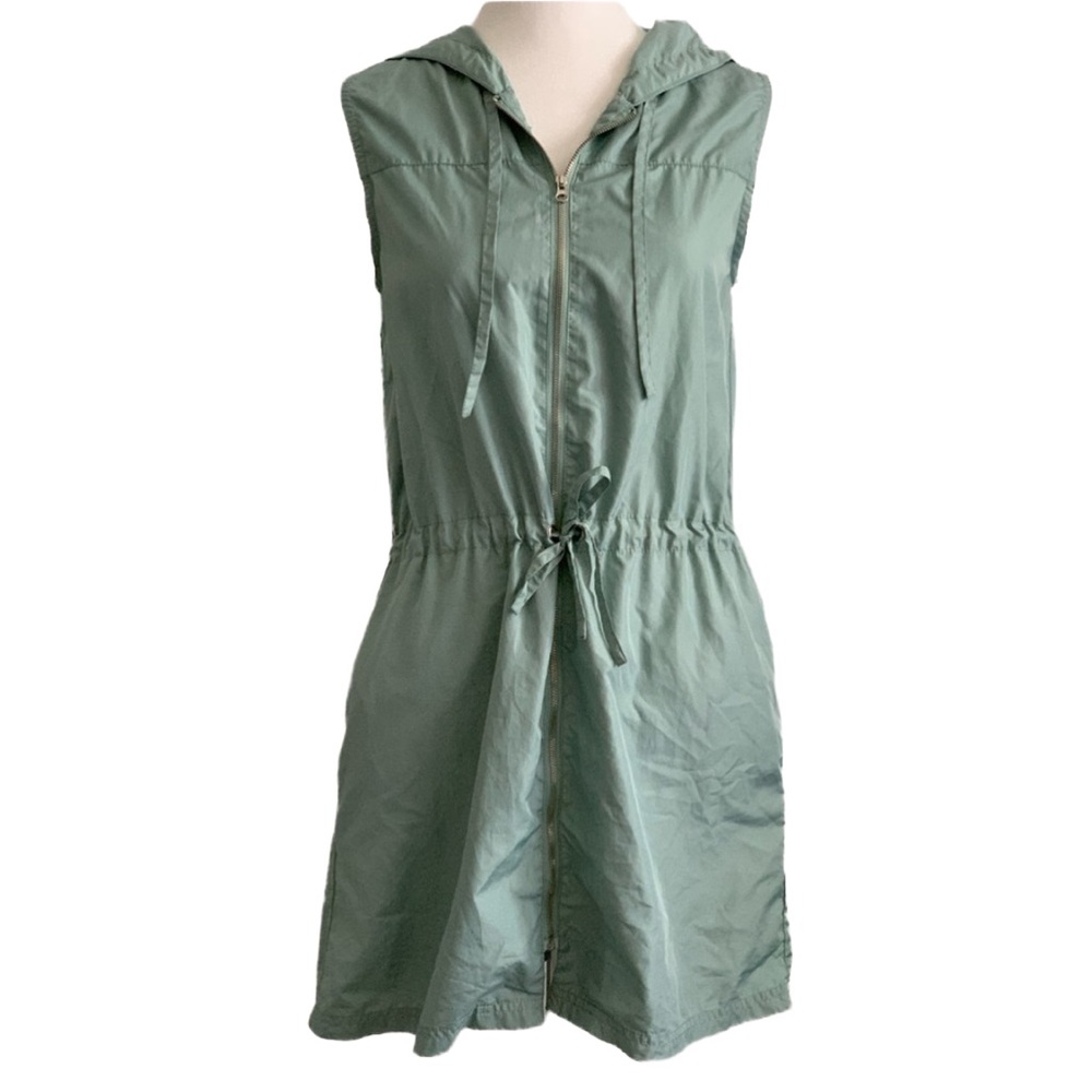 CHEAP MONDAY “Sofie” Women’s Sleeveless Full Zip Slicker Vest Jacket Size: XS